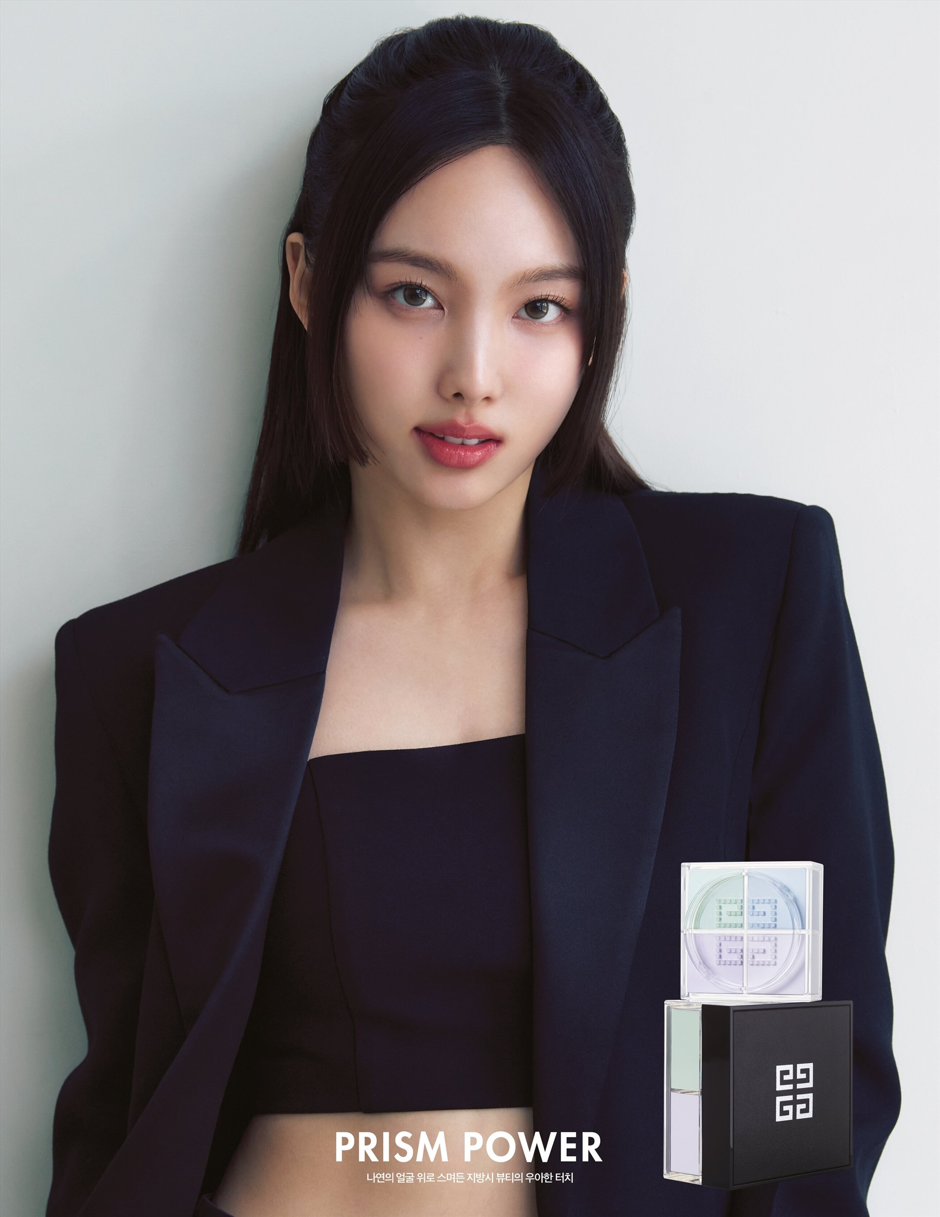 Nayeon trở thành nàng thơ Givenchy Beauty. Ảnh: