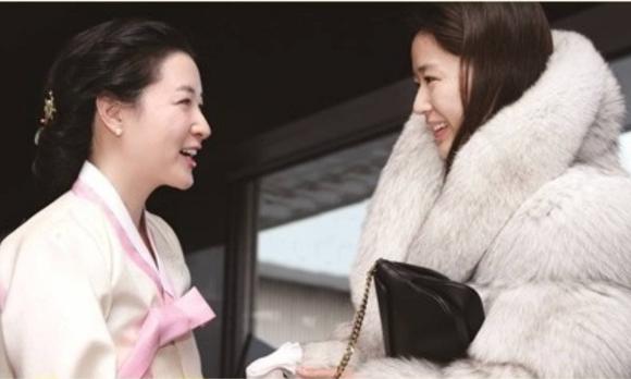 lee young ae, váy xuyên thấu, sao hàn