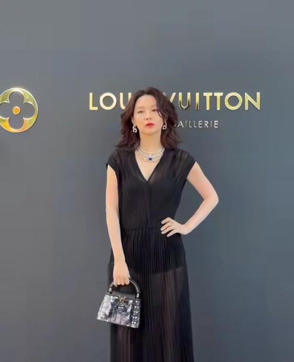 lee young ae, váy xuyên thấu, sao hàn