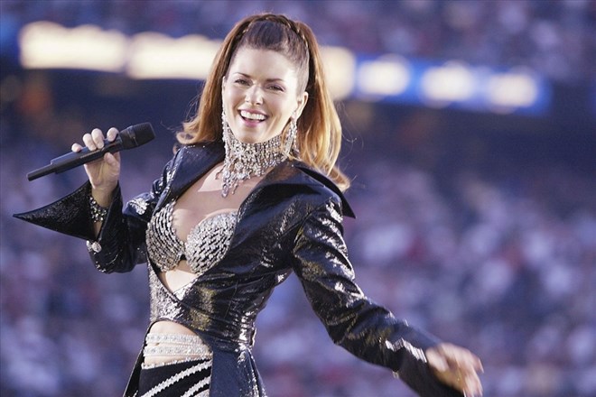 Shania Twain hé lộ bí quyết giữ gìn nhan sắc không tì vết