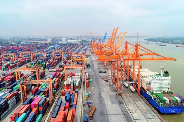 Thị trường logistics thiếu các doanh nghiệp quy mô lớn