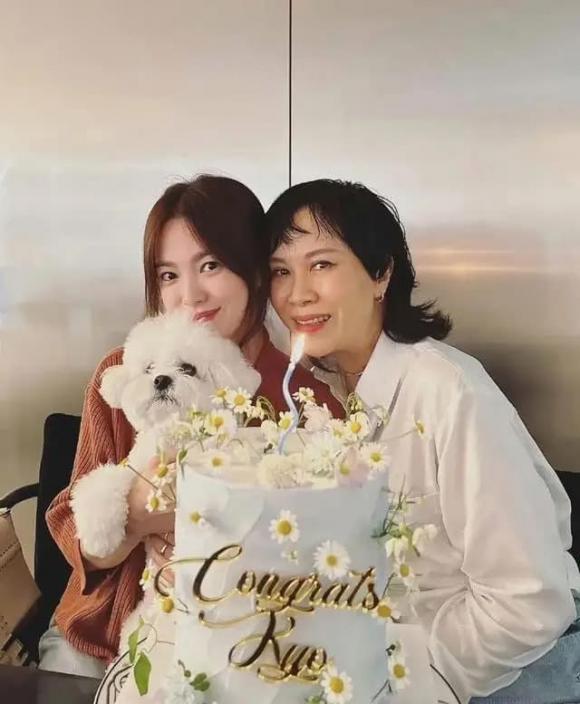 Song Hye Kyo, sao Hàn, thời trang của Song Hye Kyo