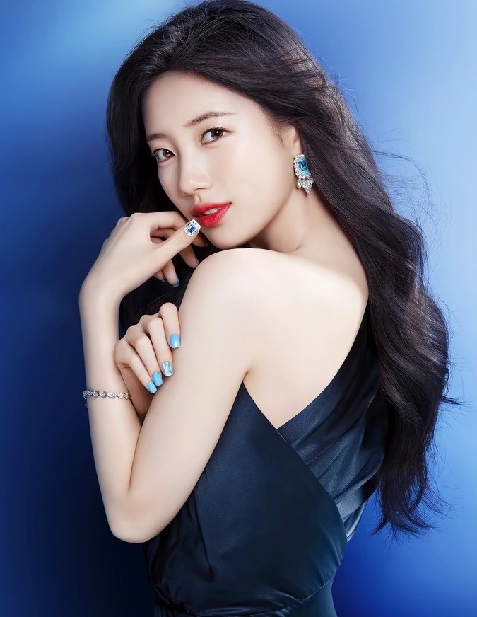 Suzy là một trong nhưng gương mặt quảng cáo đắt giá thuộc bậc nhất của showbiz Hàn Quốc. Ảnh: Xinhua