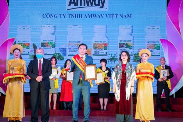 Amway Việt Nam lần thứ 8 đạt giải “Sản phẩm vàng vì sức khỏe cộng đồng