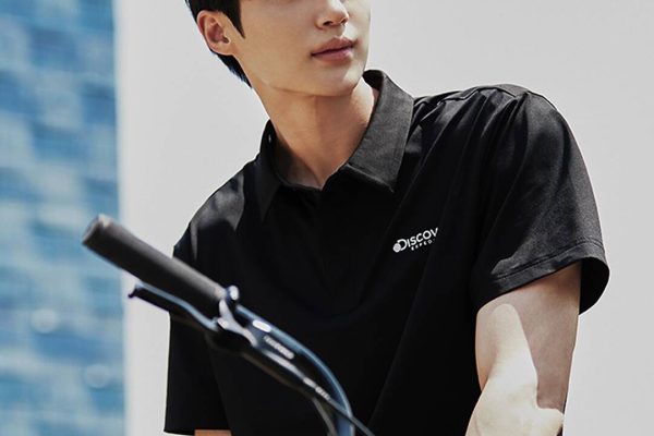 Byeon Woo Seok bị ảnh hưởng nặng nề sau vụ ở sân bay