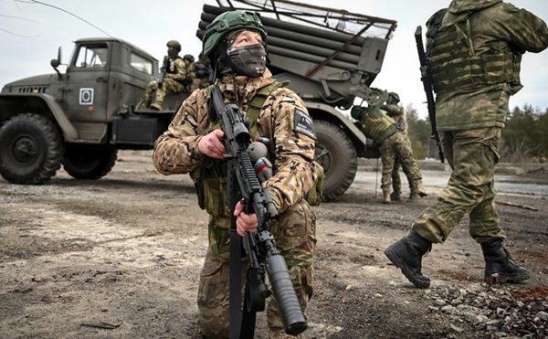 Ukraina tiếp tục mất thêm lãnh thổ ở Donbass vào tay Nga