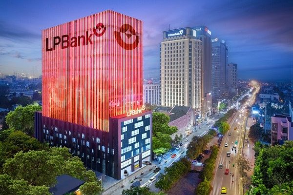 LPBank sẽ bầu bổ sung thành viên HĐQT, nâng cao năng lực quản trị