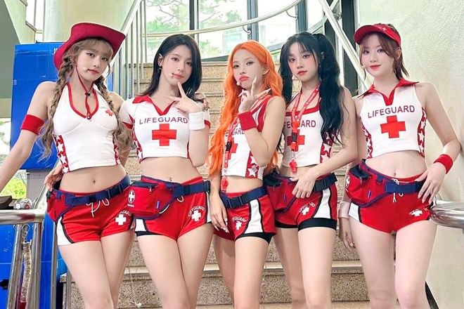 (G)I-DLE bị chỉ trích vì trang phục biểu tượng chữ thập đỏ